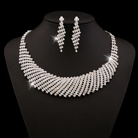 Elegant Crystal Wedding Jewelry Set – Bridal Necklace & Drop Earrings