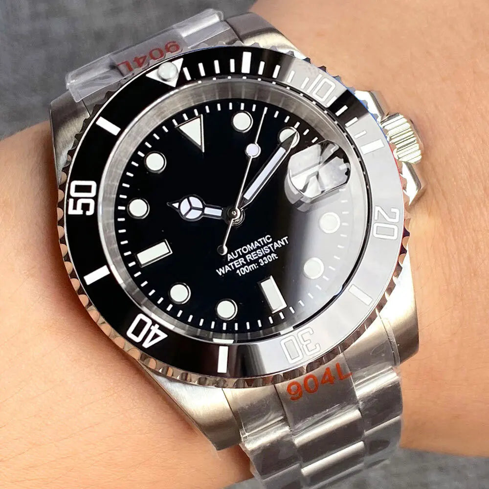 Automatic Diver Watch – Sapphire Crystal & Rotating Bezel Design