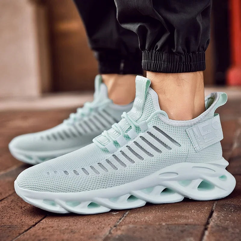 LIGHTWEIGHT BREATHABLE STREET SNEAKERS