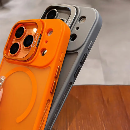 MAGNETIC CLEAR PROTECTIVE PHONE CASE