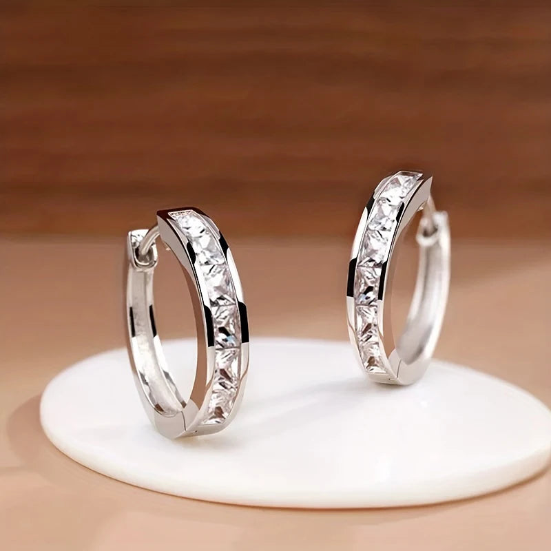 Elegant Everyday Hoop Earrings – Simple Modern Women Jewelry