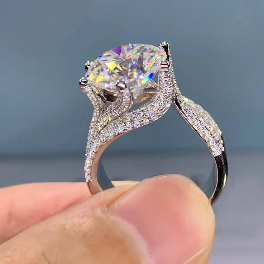 LUXURY CRYSTAL CLAW STATEMENT RING