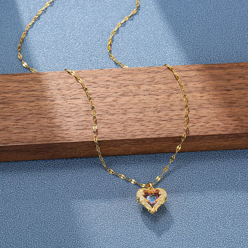 LUXURY OCEAN HEART CRYSTAL PENDANT NECKLACE