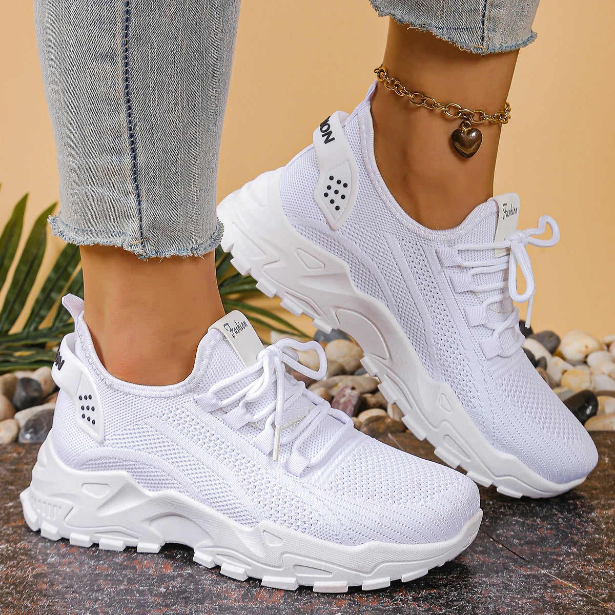 Women’s Breathable Mesh Sports Shoes – Lightweight Comfort Sneakers