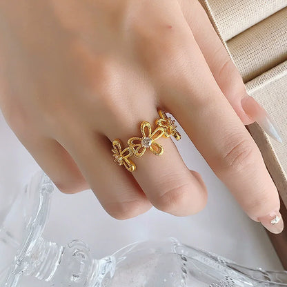 MODERN 925 STERLING SILVER HEART RING