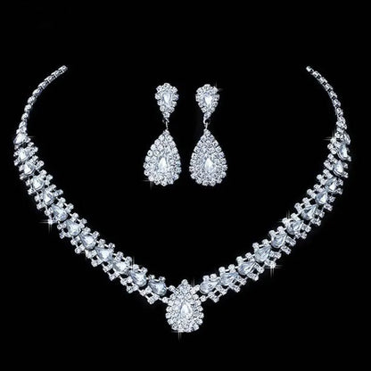 Elegant Crystal Wedding Jewelry Set – Bridal Necklace & Drop Earrings