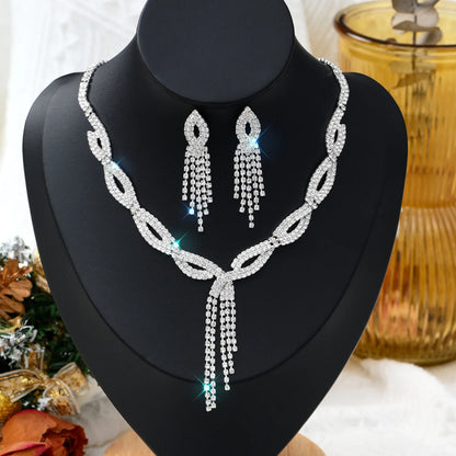 Copper Inlaid Claw Chain Jewelry Set – Necklace & Earrings for Women
