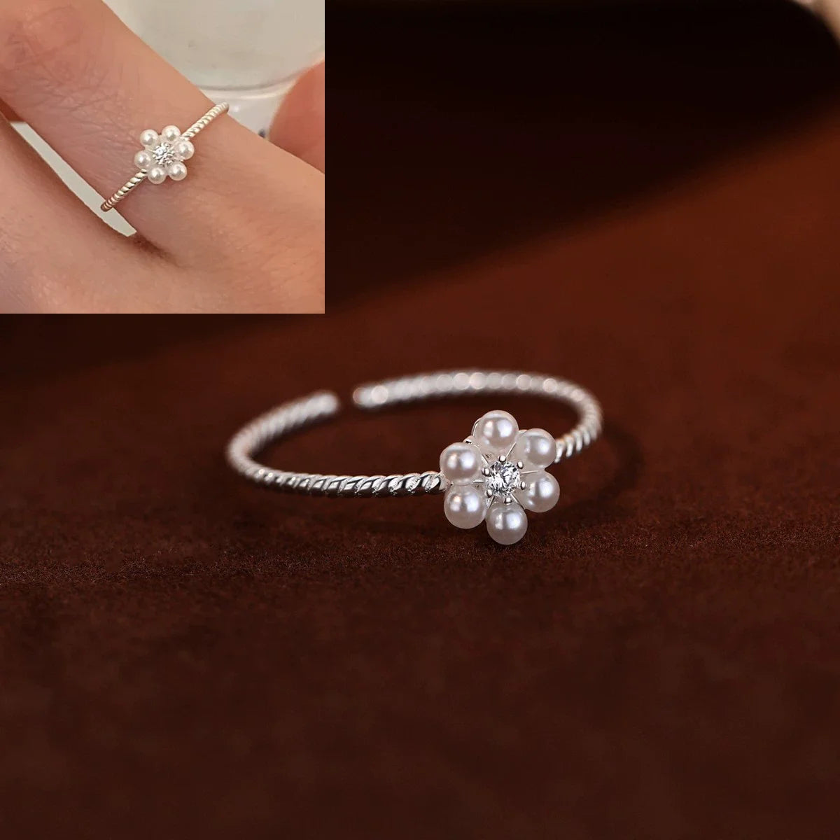 MODERN 925 STERLING SILVER HEART RING