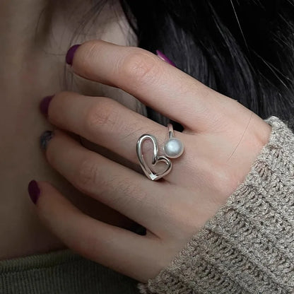 MODERN 925 STERLING SILVER HEART RING