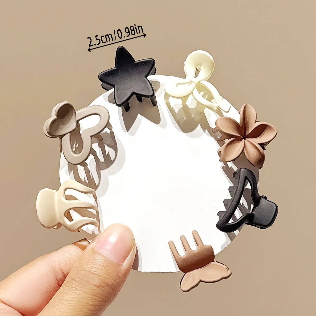 Multi-Pack Cute Hair Claws – Elegant Daily & Travel Hair Accessories