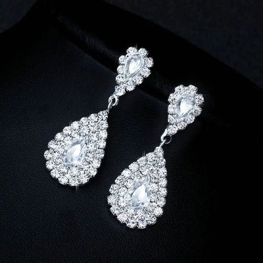 Elegant Crystal Wedding Jewelry Set – Bridal Necklace & Drop Earrings