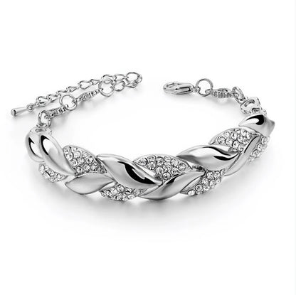 Minimal Luxury Leaf Bracelet – Shiny Crystal Charm Women Accessory