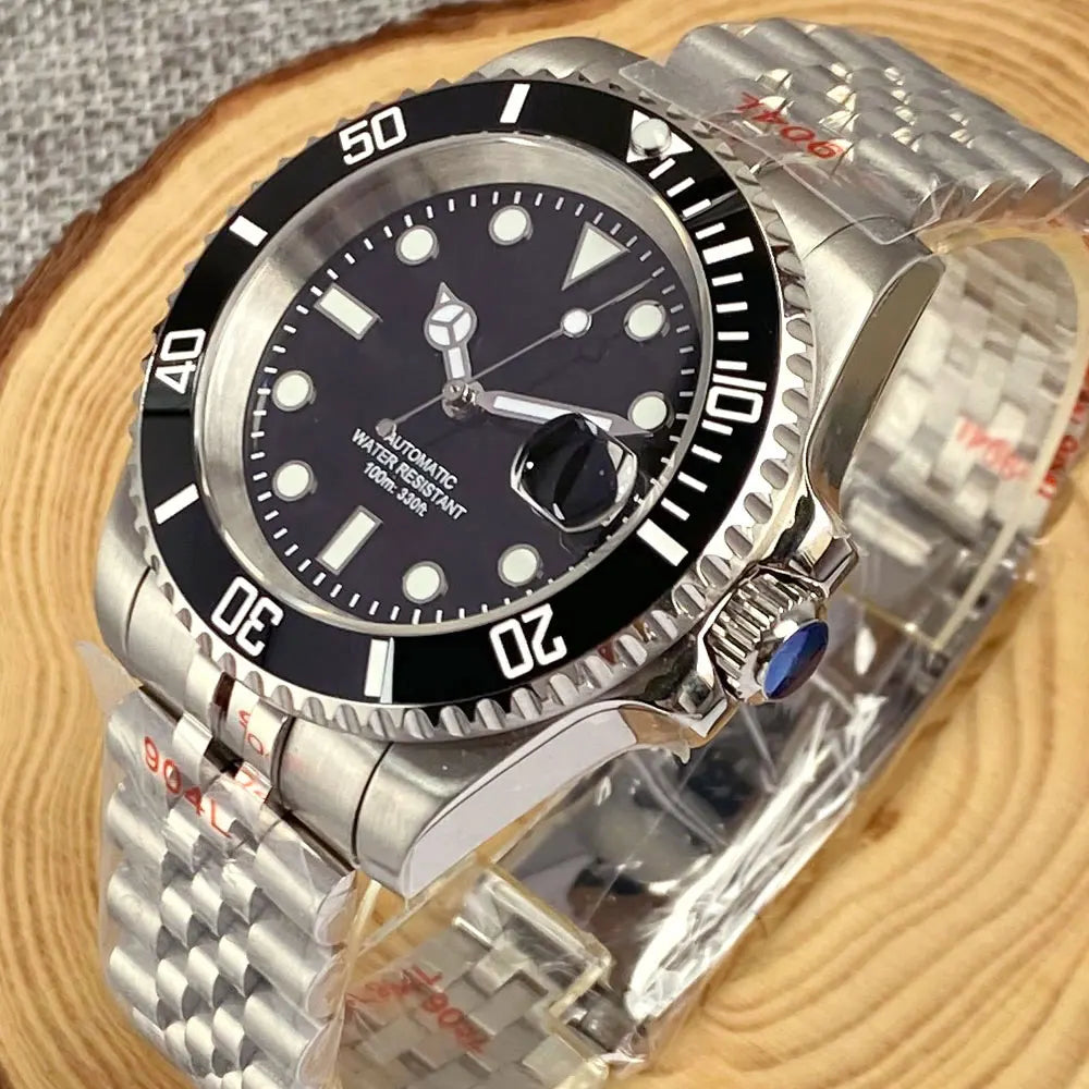 Automatic Diver Watch – Sapphire Crystal & Rotating Bezel Design
