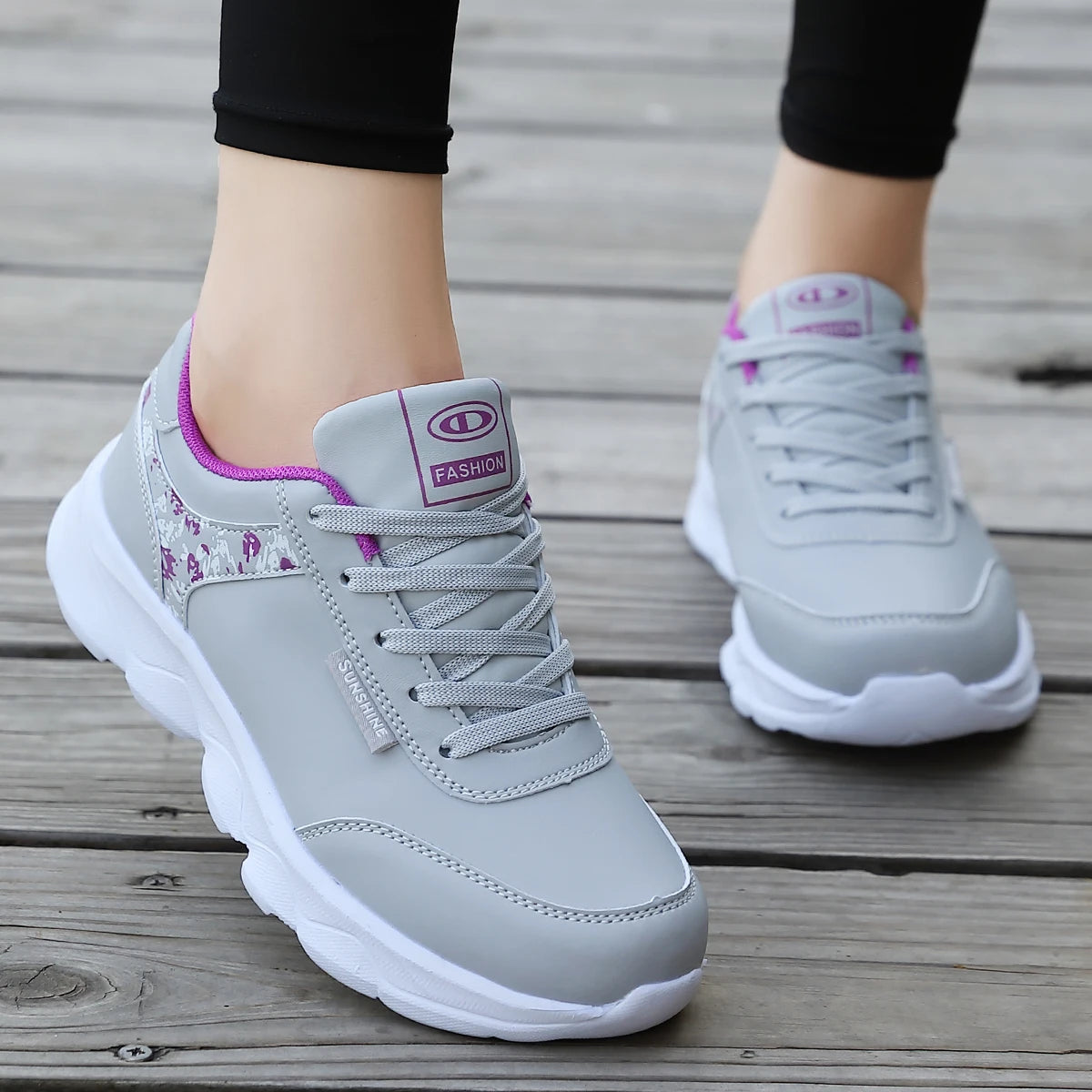 Women’s Lightweight Casual Sneakers – Lace-Up Running Shoes for Everyday Wear