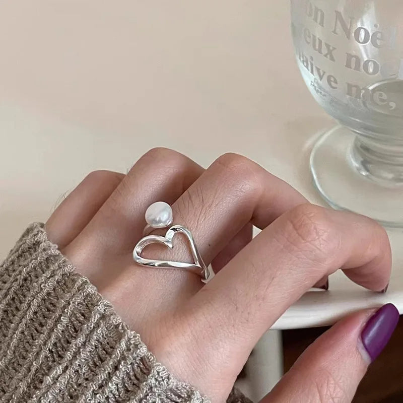 MODERN 925 STERLING SILVER HEART RING