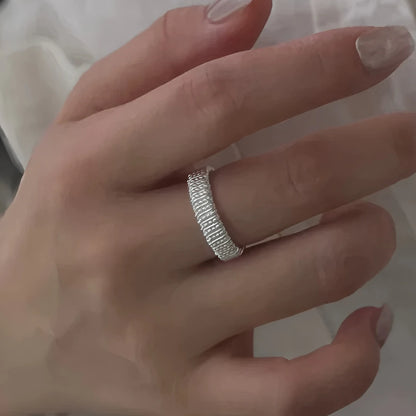 MODERN 925 STERLING SILVER HEART RING