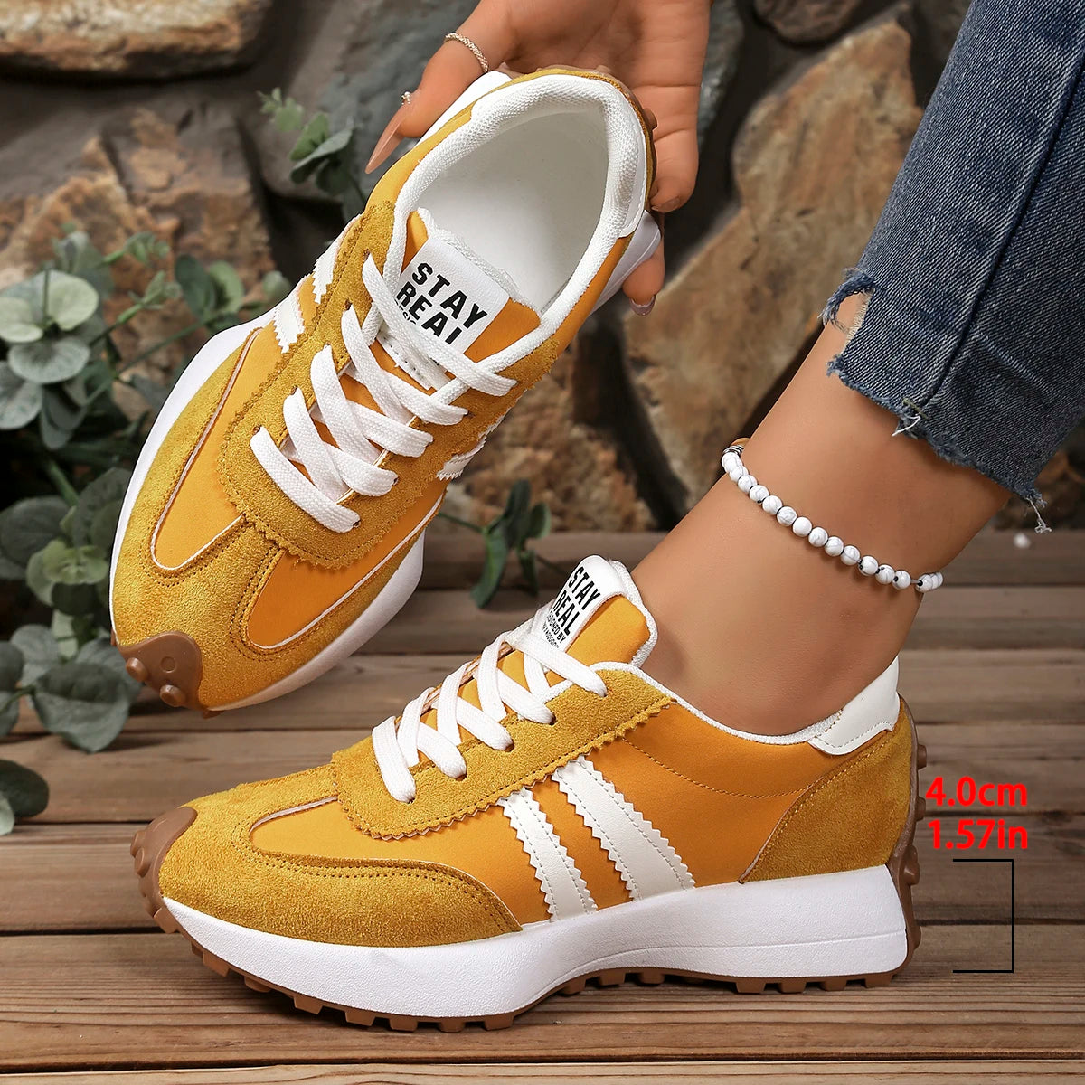 Women’s Retro Casual Sneakers – Flat Sole Round Toe Fashion Shoes