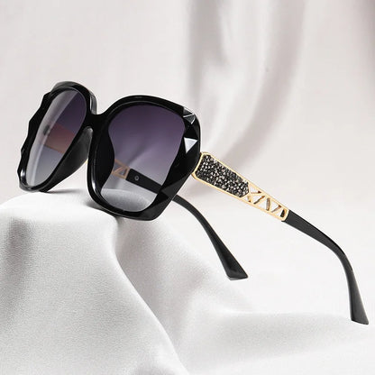 Elegant UV Protection Sunglasses with Sparkling Diamond-Inspired Finish