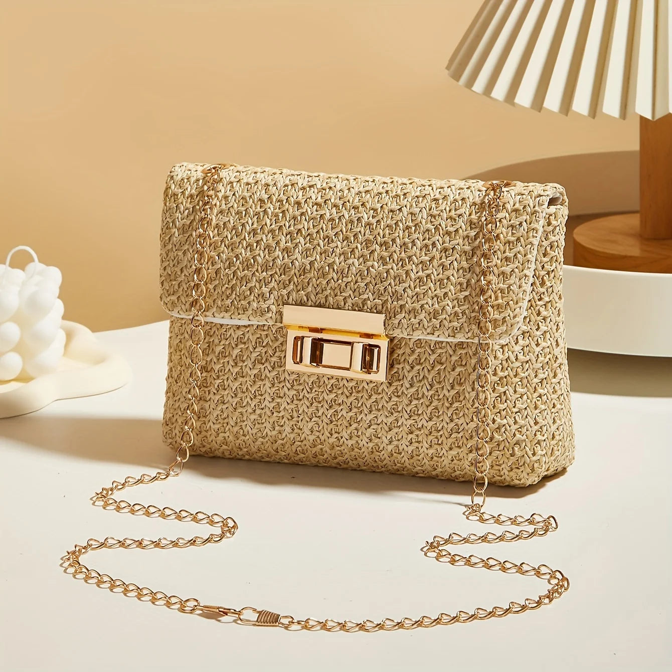 Handwoven Straw Shoulder Bag – Lock Closure Summer Crossbody Purse