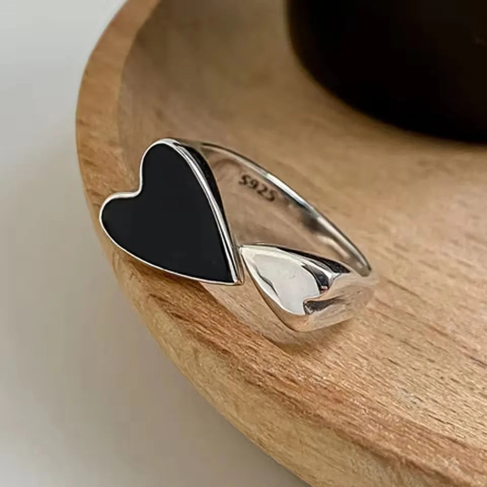 MODERN 925 STERLING SILVER HEART RING