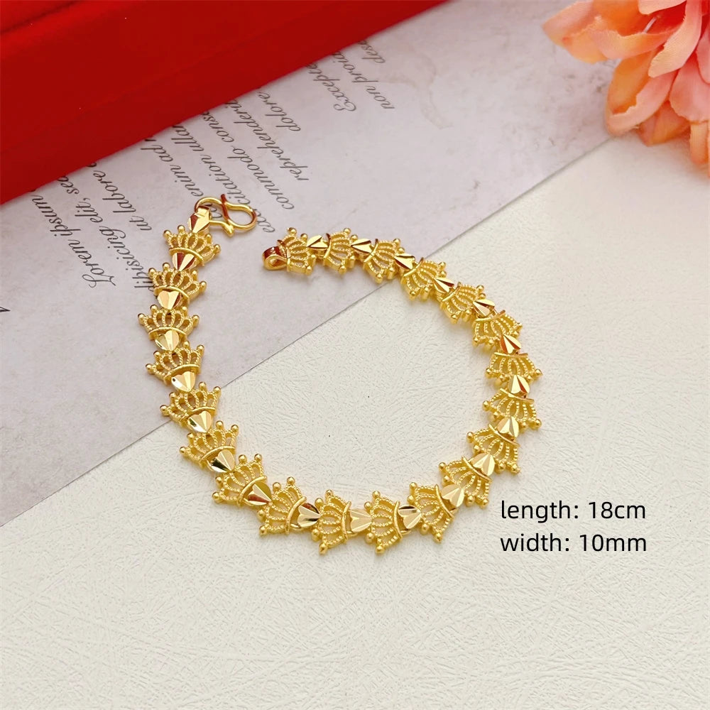 Elegant Crown & Heart Charm Bracelet – Gold Stainless Steel Wide Chain Wristwear
