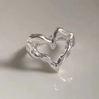 MODERN 925 STERLING SILVER HEART RING
