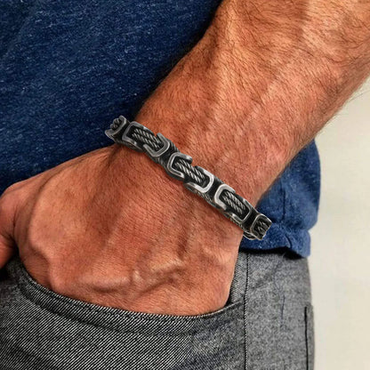 Everyday Stainless Steel Chain Bracelet for Modern Men’s Fashion