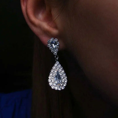 Elegant Crystal Wedding Jewelry Set – Bridal Necklace & Drop Earrings