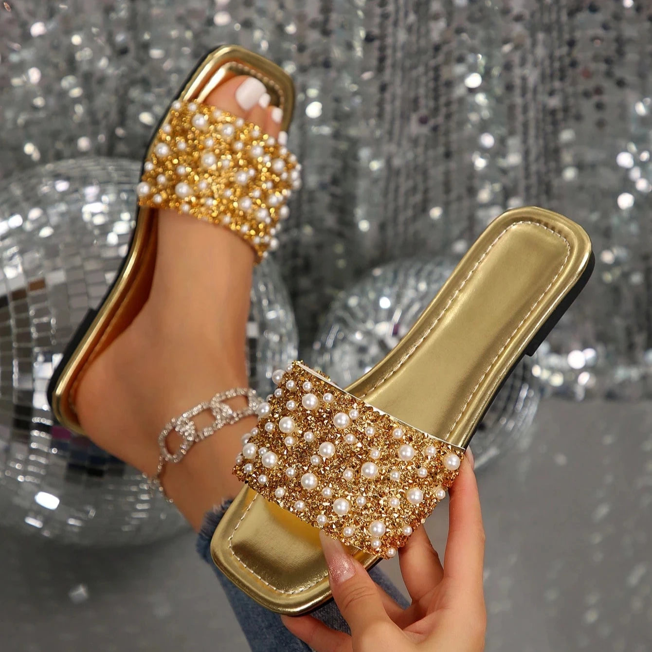Chic Rhinestone Flat Sandals for Women – Elegant Summer Slides for Everyday Style