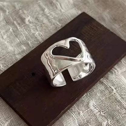 MODERN 925 STERLING SILVER HEART RING
