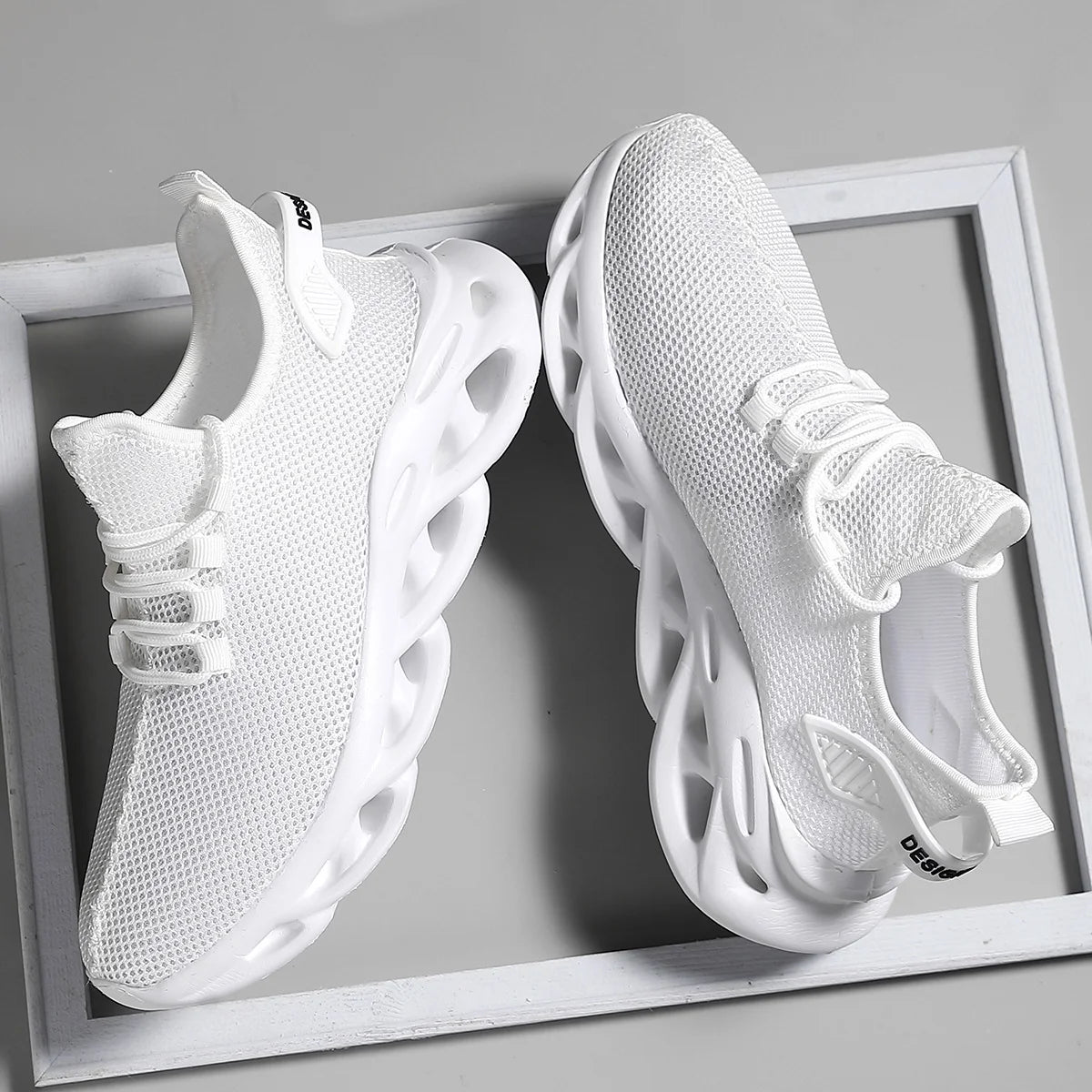 Simple Casual Lace-Up Sneakers with Soft Everyday Comfort Fit