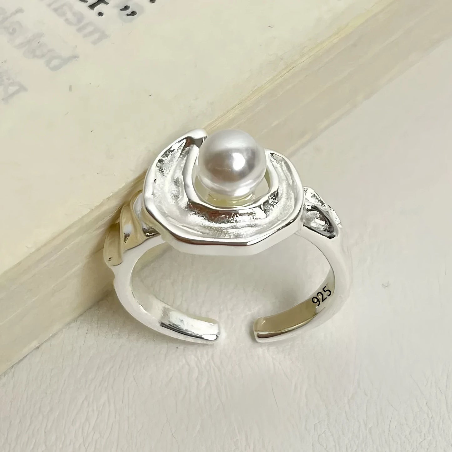 MODERN 925 STERLING SILVER HEART RING