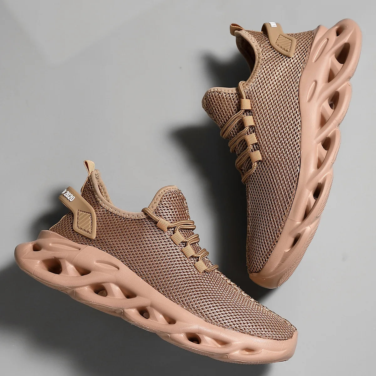 Simple Casual Lace-Up Sneakers with Soft Everyday Comfort Fit