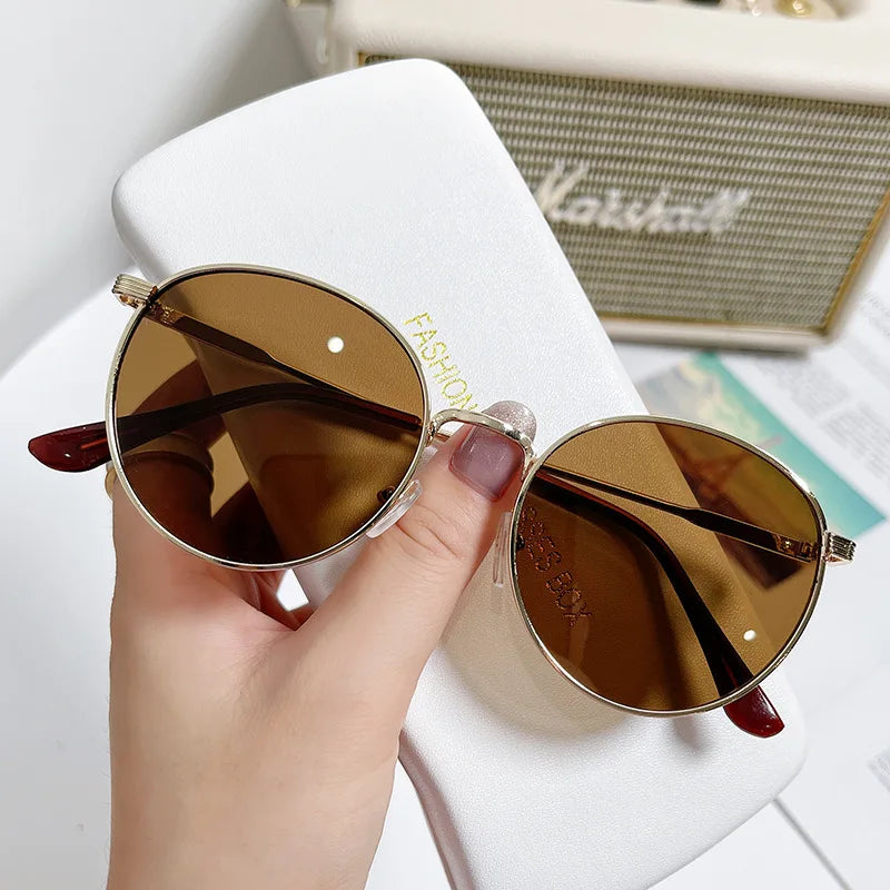 Retro Circular Sunglasses for Men & Women – Classic Metal Frame Shades
