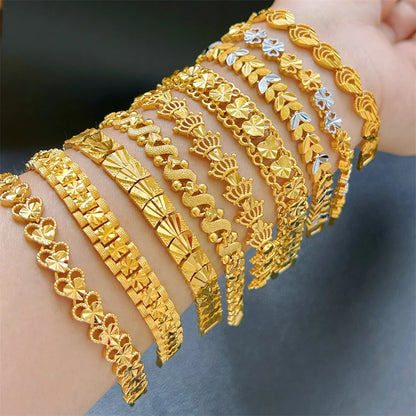 Elegant Crown & Heart Charm Bracelet – Gold Stainless Steel Wide Chain Wristwear