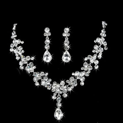 Elegant Crystal Wedding Jewelry Set – Bridal Necklace & Drop Earrings