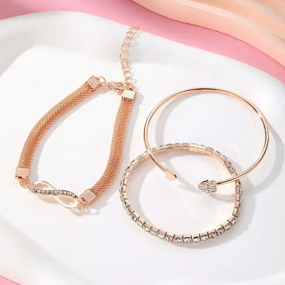 Vintage Geometric Jewelry Set with Elegant Matching Earrings & Bracelet Design