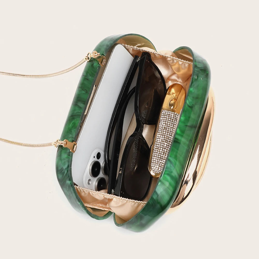 Sophisticated Women’s Clutch Purse – Glamorous Gold-Tone Bag for Special Occasions