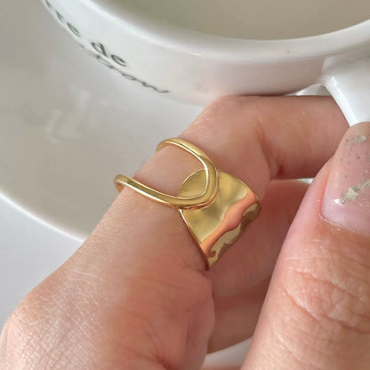MODERN 925 STERLING SILVER HEART RING