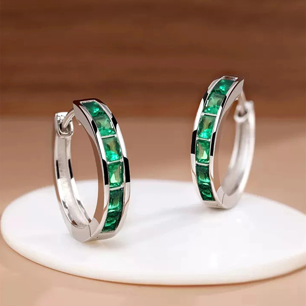 Elegant Everyday Hoop Earrings – Simple Modern Women Jewelry