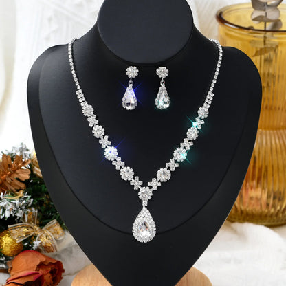Copper Inlaid Claw Chain Jewelry Set – Necklace & Earrings for Women