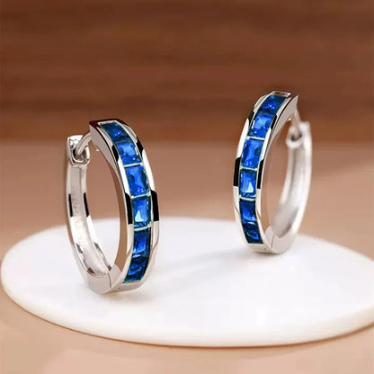 Elegant Everyday Hoop Earrings – Simple Modern Women Jewelry