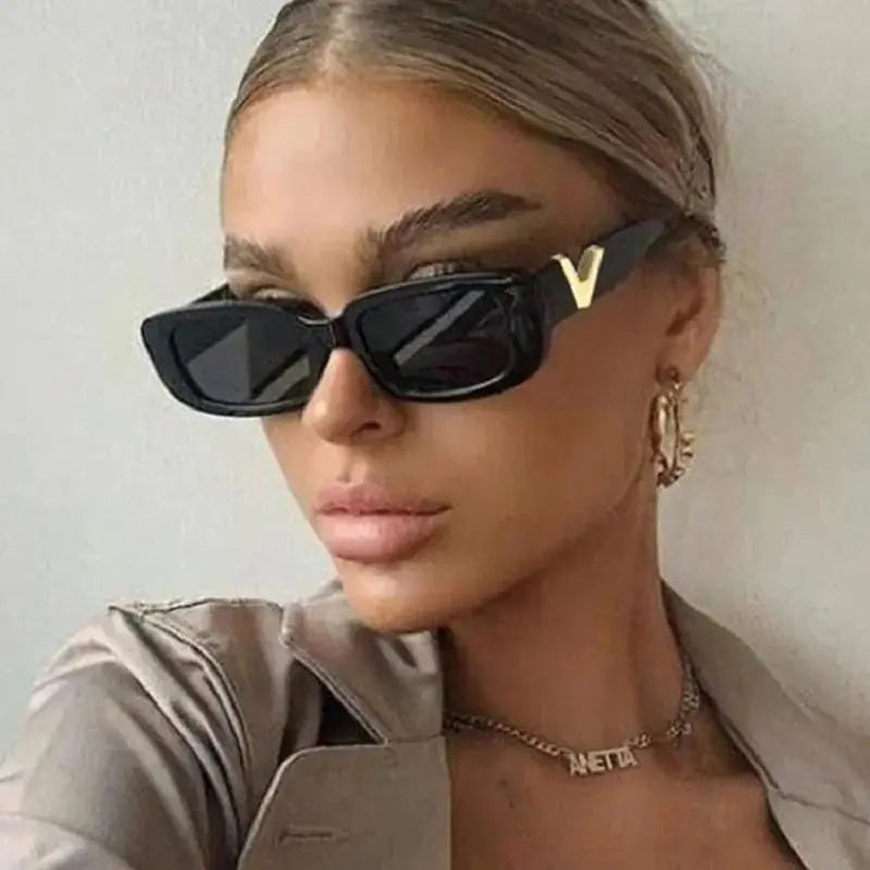 Elegant Retro Designer-Inspired Small Frame Sunglasses for Everyday Style