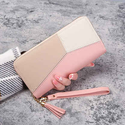 Elegant Zip Wallet for Women – Slim & Spacious Design
